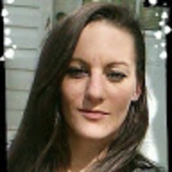 Meet your Posher, Jessica - Picture 1 of 1